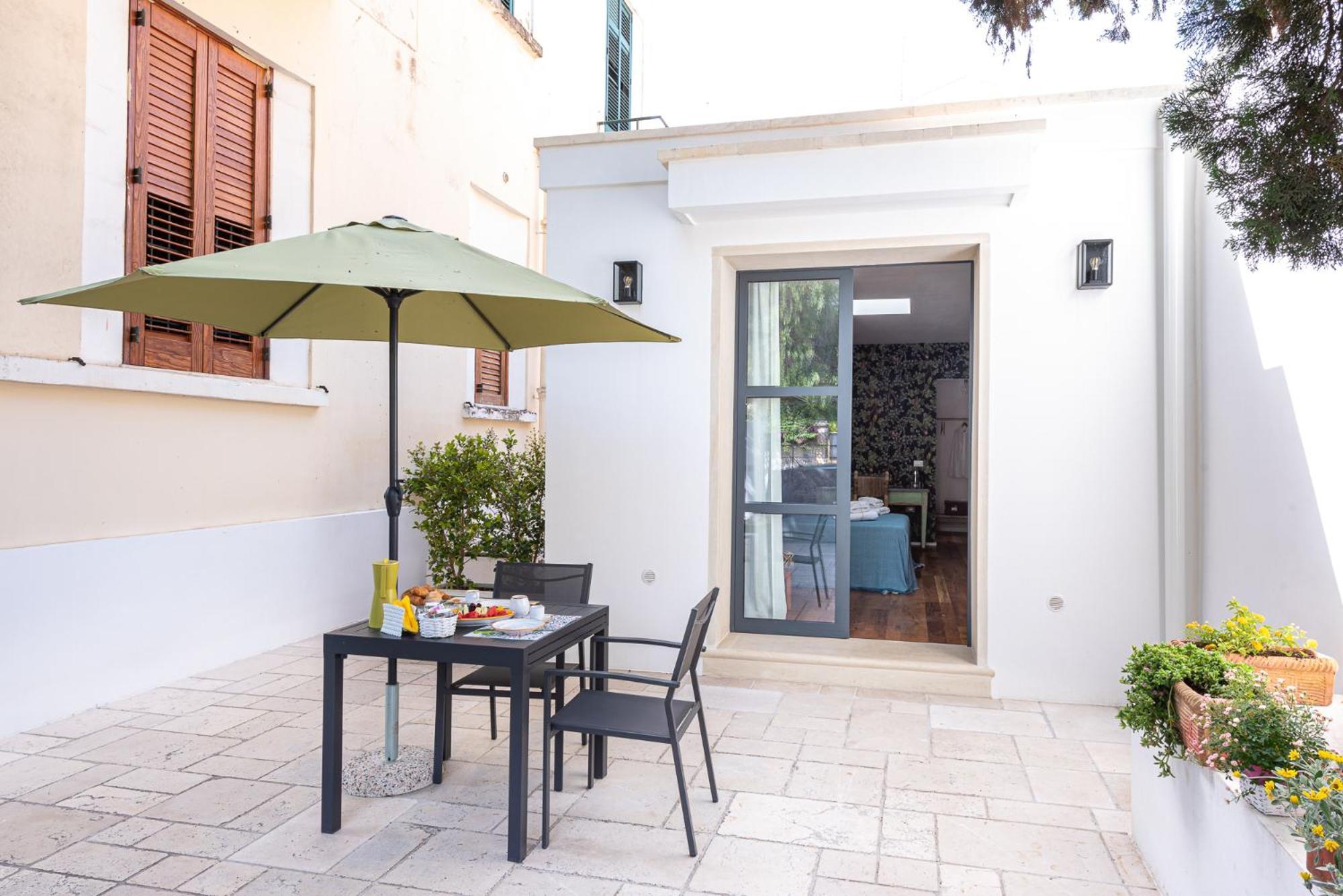 B&B Lu Cuccuviu Lecce Dış mekan fotoğraf